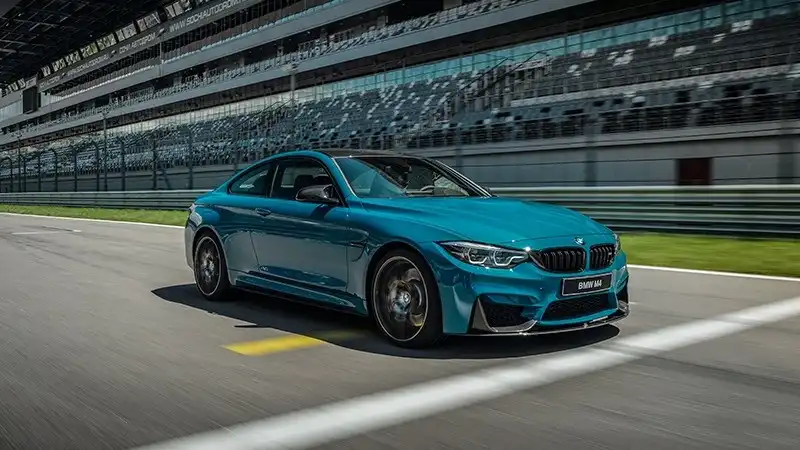 Мощный старт. Новый BMW M3/M4.