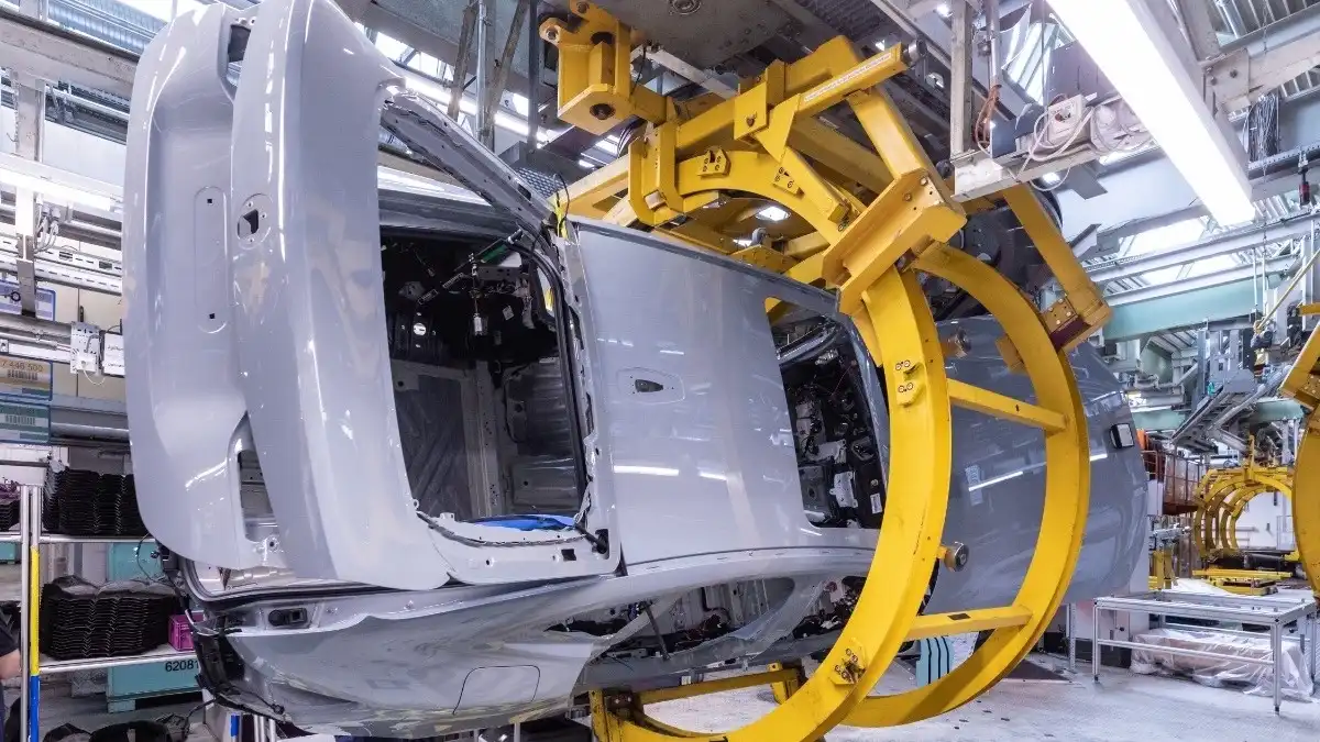 Старт производства BMW i4 и другие яркие события недели